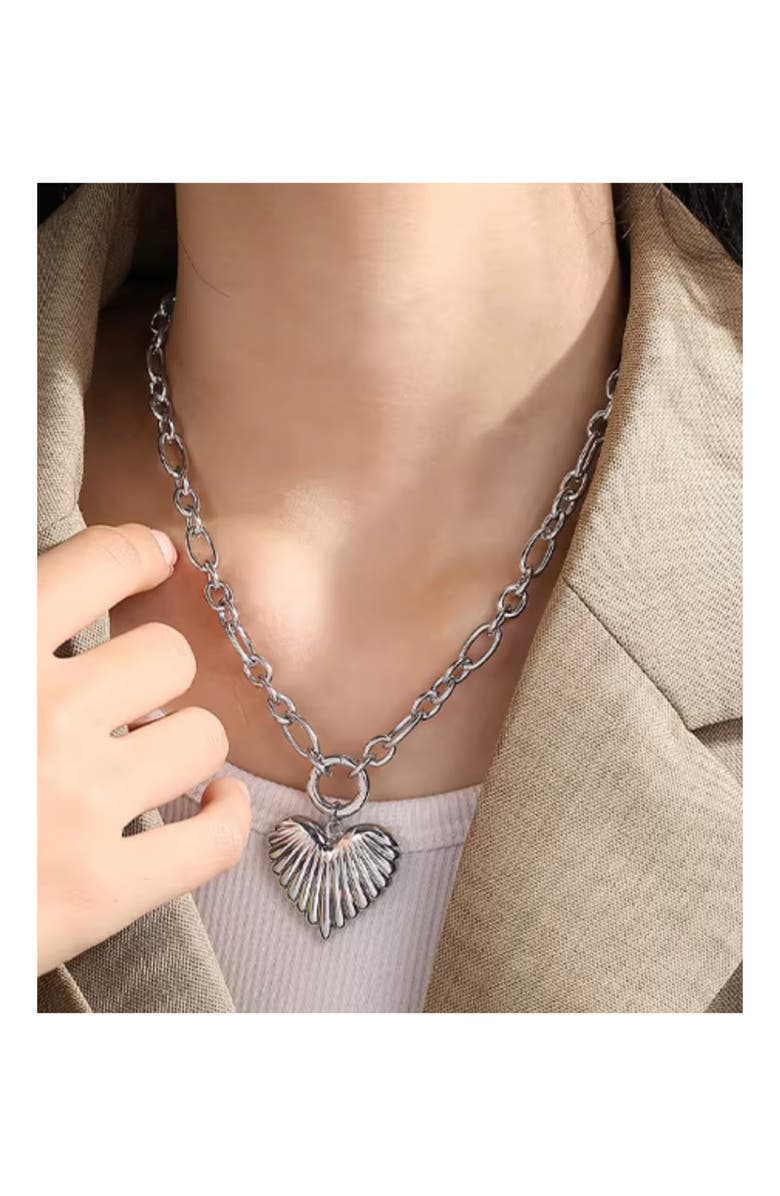 MacRae & Co. Lorraine Heart Pendant Necklace, Alternate, color, Silver