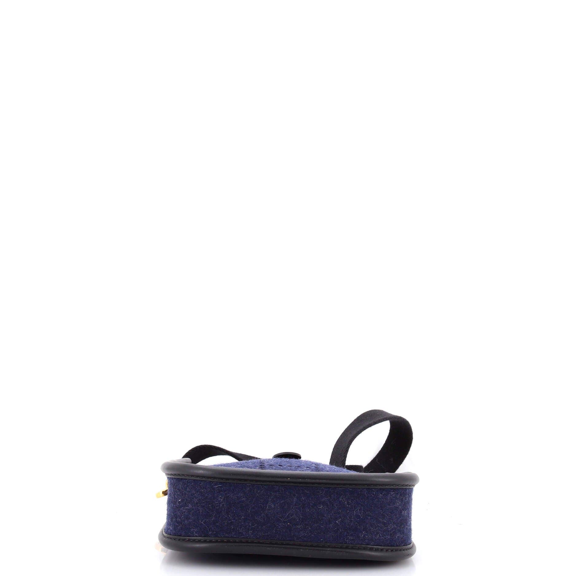 Pre-Owned Hermes Evelyne Bag Gen III Felt TPM, Alternate, color, Bleu Nuit