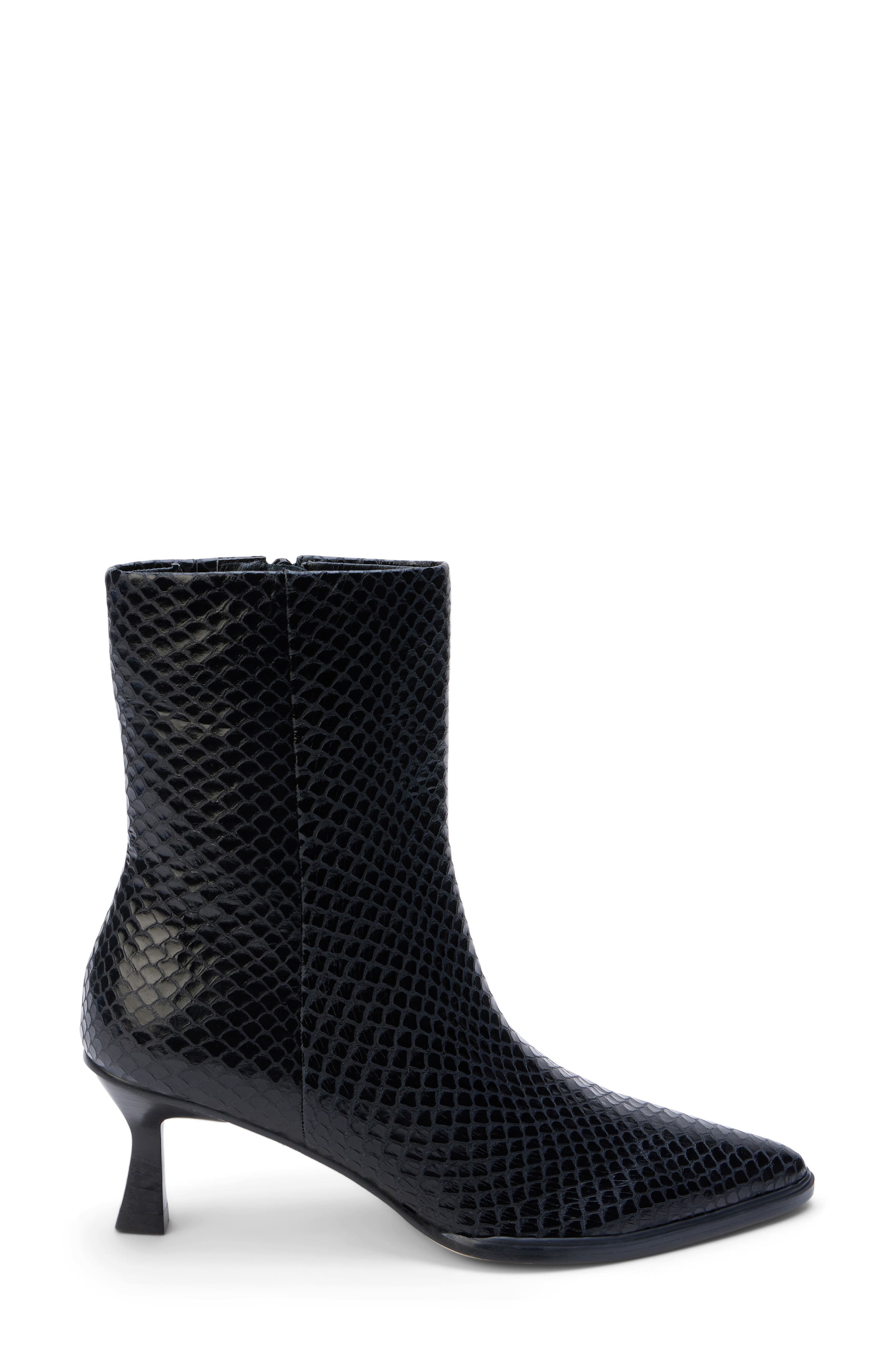 Matisse Gabbie Pointed Toe Bootie, Alternate, color, 