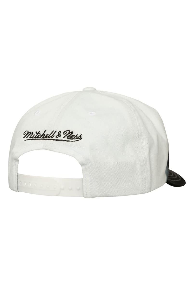 Mitchell & Ness Men's Mitchell & Ness Black/White Los Angeles Lakers Dip Dye Pro Crown Adjustable Hat, Alternate, color, Black