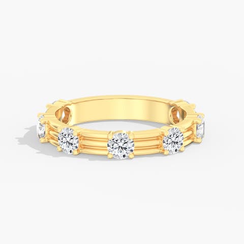 Round Ribbed Gold Lab Diamond Band in 14K