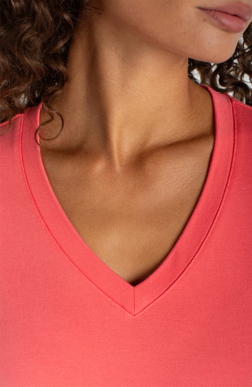 Liverpool Los Angeles Short Sleeve V-neck T-shirt In Pink