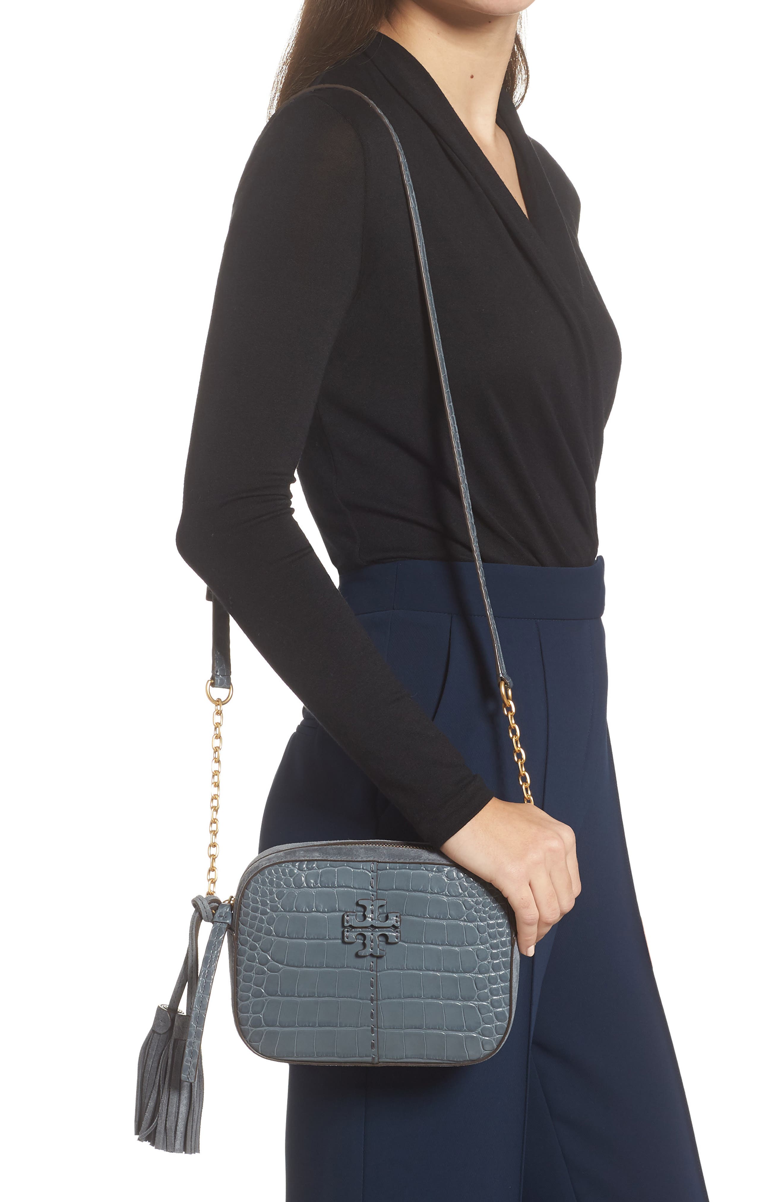 Tory Burch McGraw Croc Embossed Leather Camera Bag, Alternate, color, 