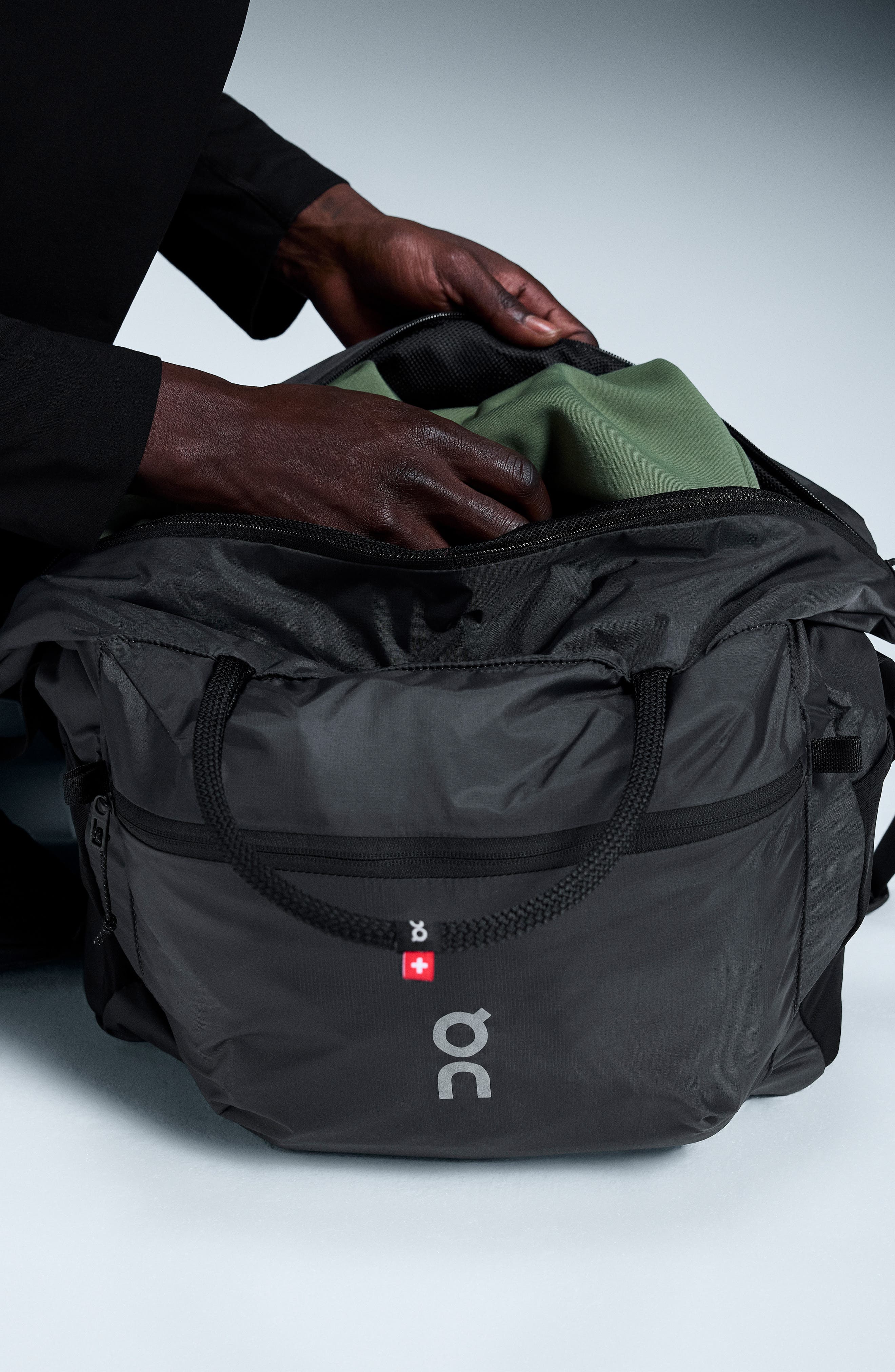 On Track Pack 35L Lite Gym Bag, Alternate, color, Magnet