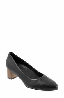 Trotters Kari Pointy Toe Pump