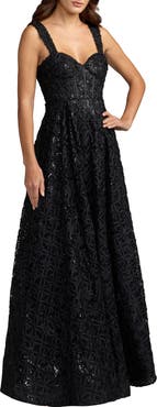 Mac Duggal Sleeveless Sweetheart Floral Tulle A Line Gown
