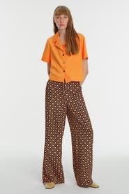 Exquise Short Sleeve Elastic Back Shirt
