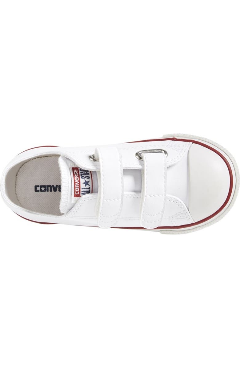 Converse Chuck Taylor<sup>®</sup> All Star<sup>®</sup> 2V Sneaker, Alternate, color, White