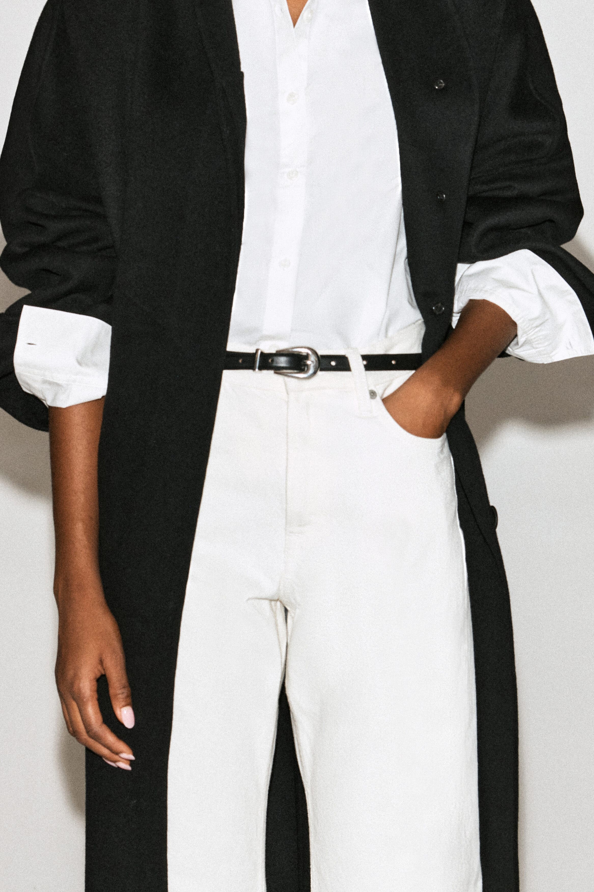 selected BLACK / SILVER