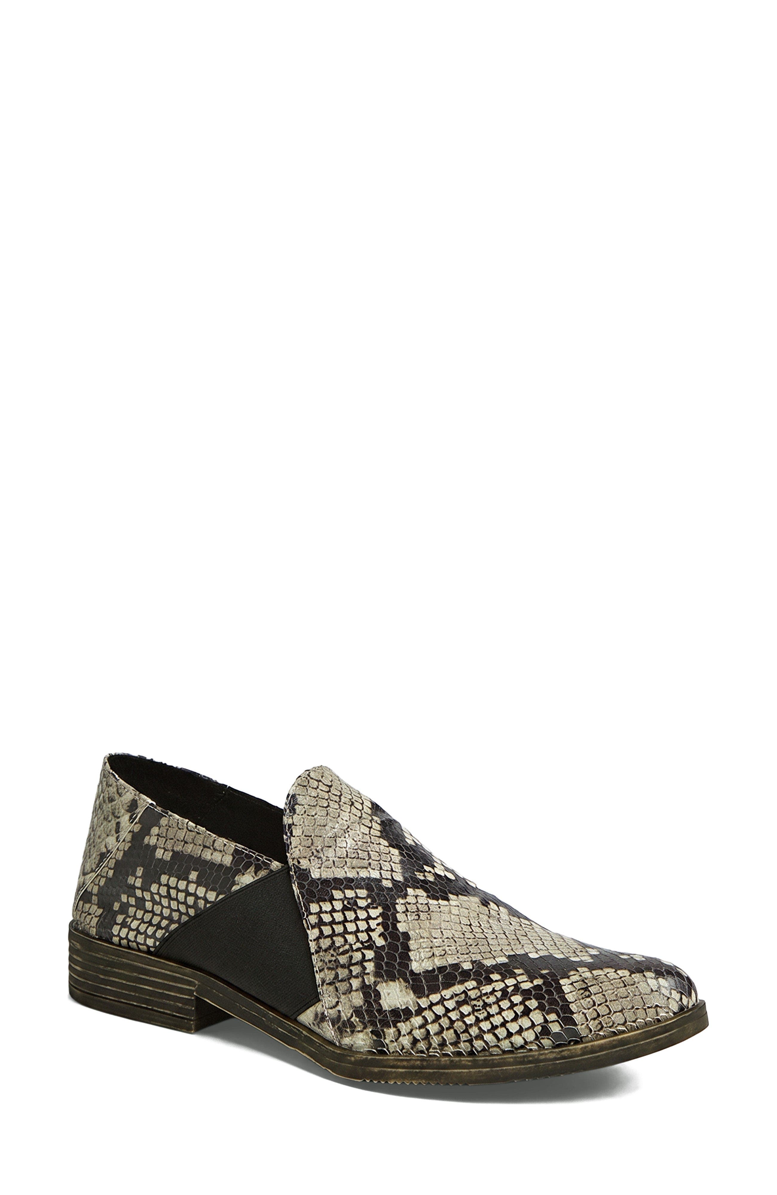 Black White Snake Leather