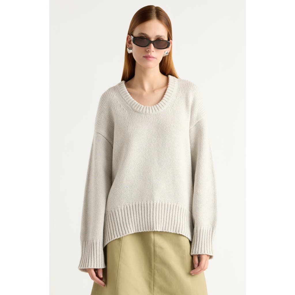 Modern Citizen Archie Deep U-neck Sweater In White