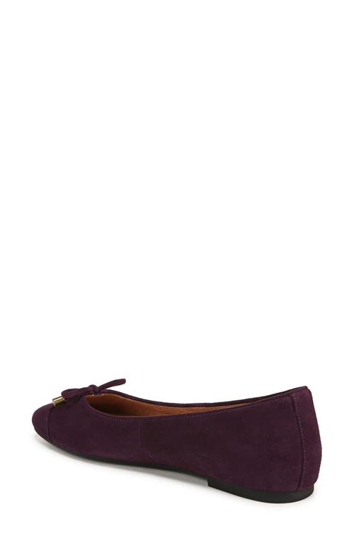 Vionic Klara Cap Toe Flat In Brown