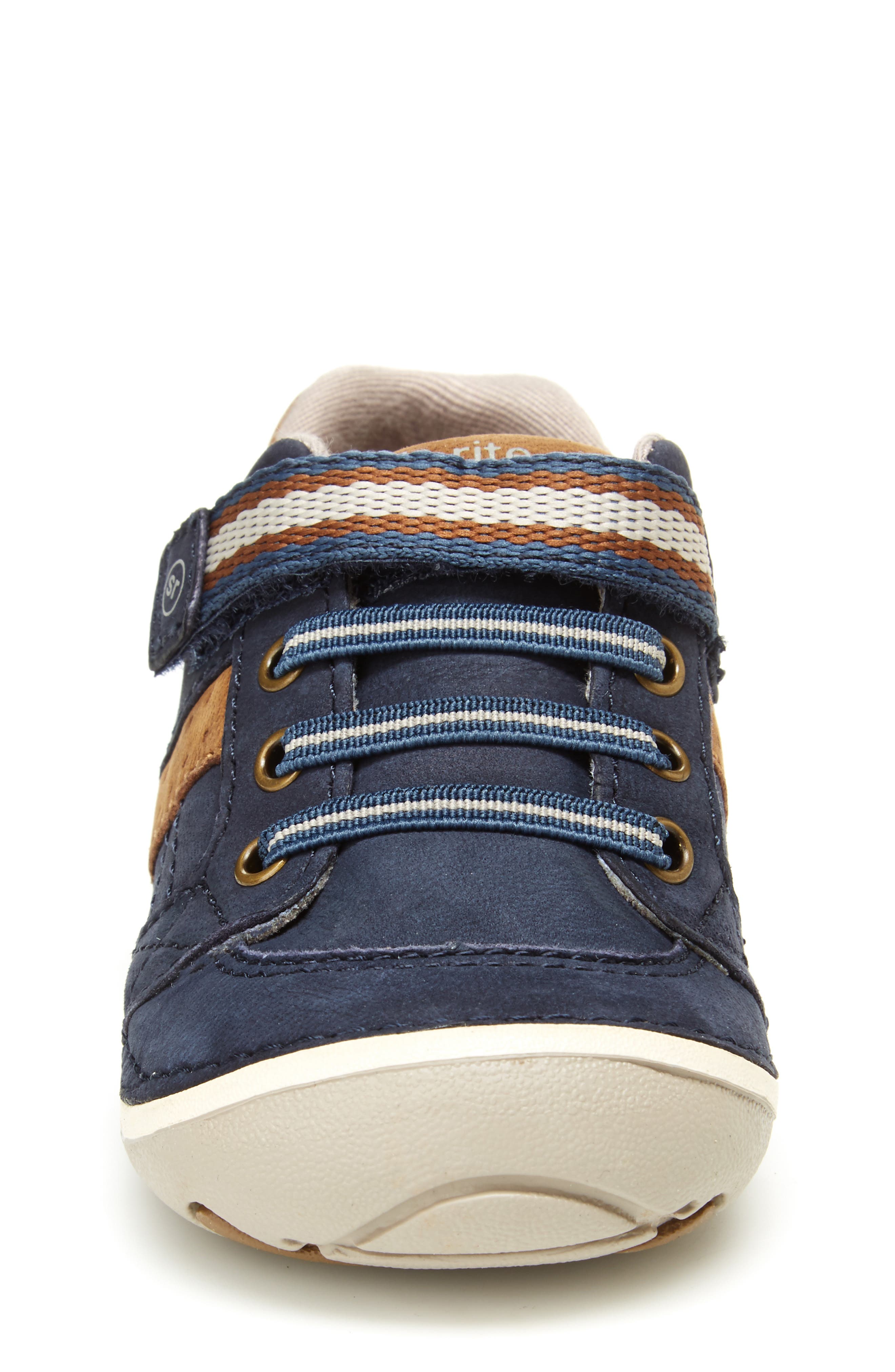 Artie Sneaker, Alternate, color, NAVY