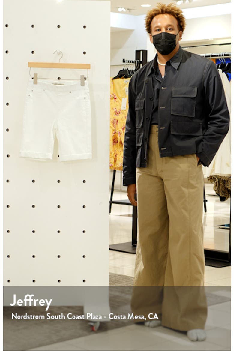 Chloe Pull-On Bermuda Shorts video