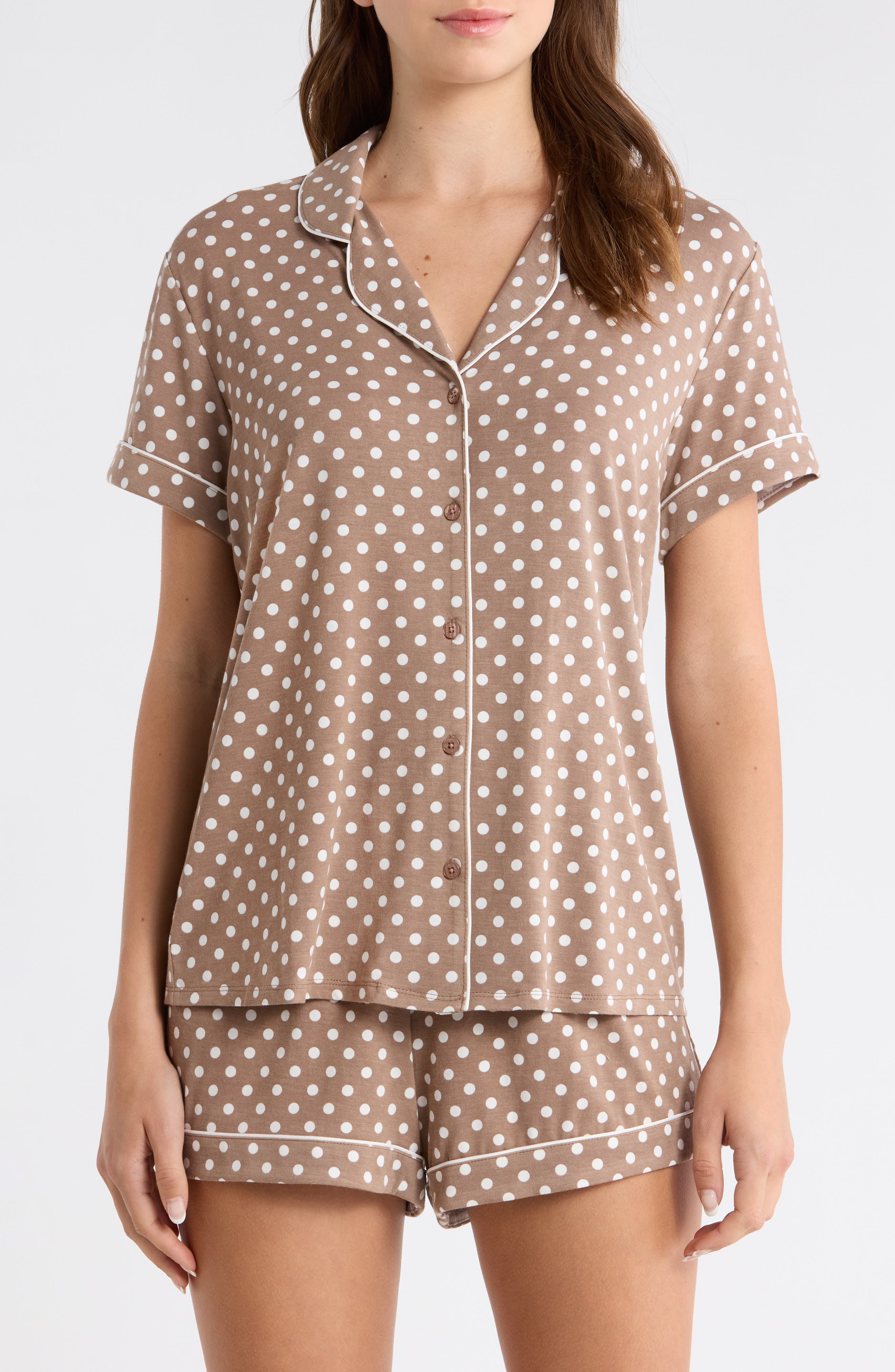 BROWN- IVORY EVEN DENSE DOT
