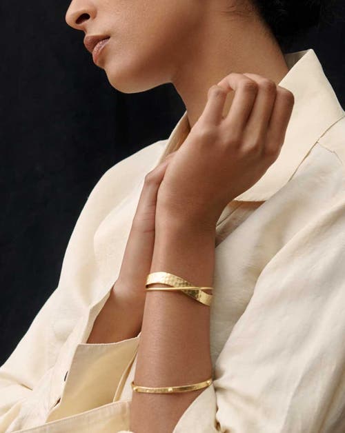 Ottoman Hands Evenness Hammered Bangle Bracelet In Gold