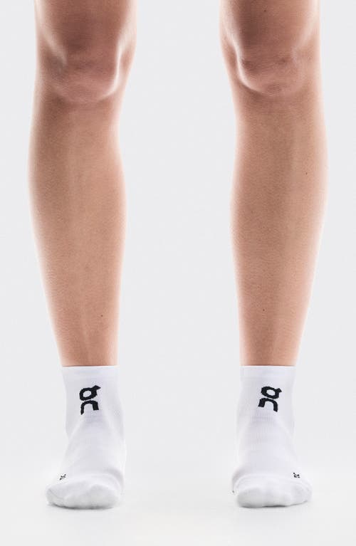 On Core Mid 2-pack Run Socks In White