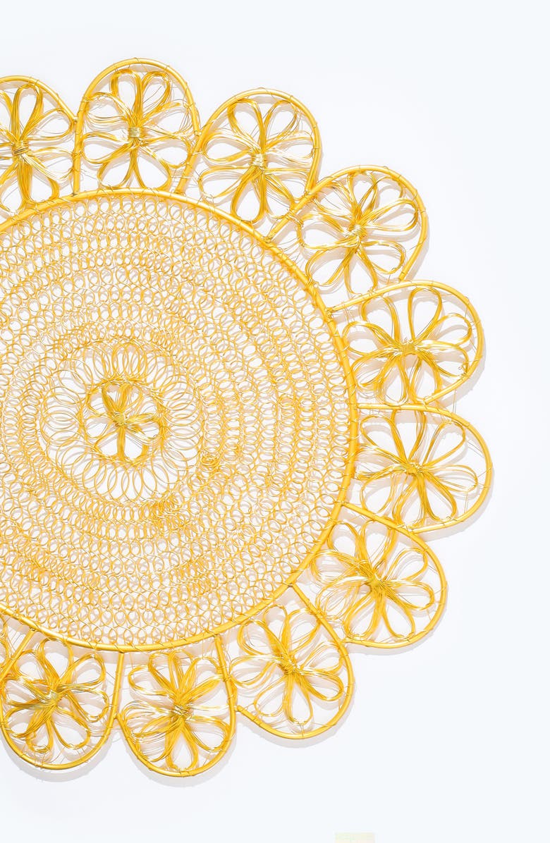 Tiramisu Luxe Lattice Bloom Metal Placemat, Alternate, color, Gold