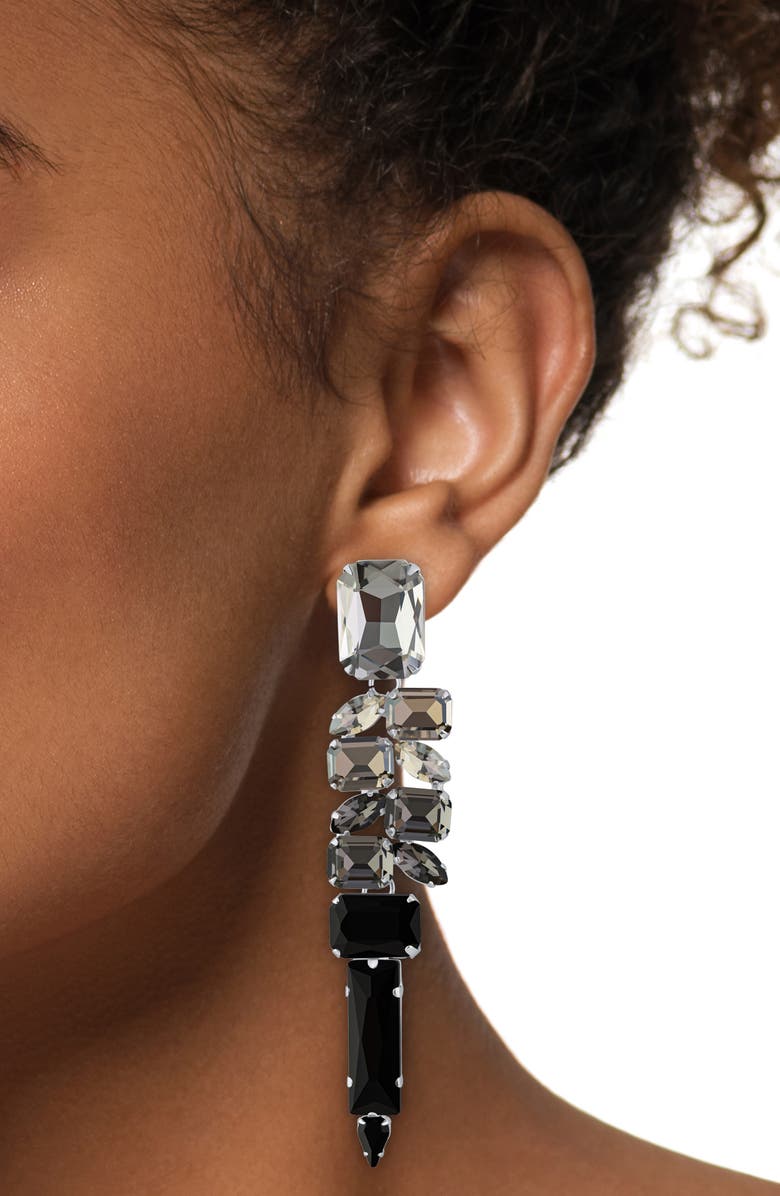 JARDIN Ombré Crystal Drop Earrings, Alternate, color, Black/ Silver
