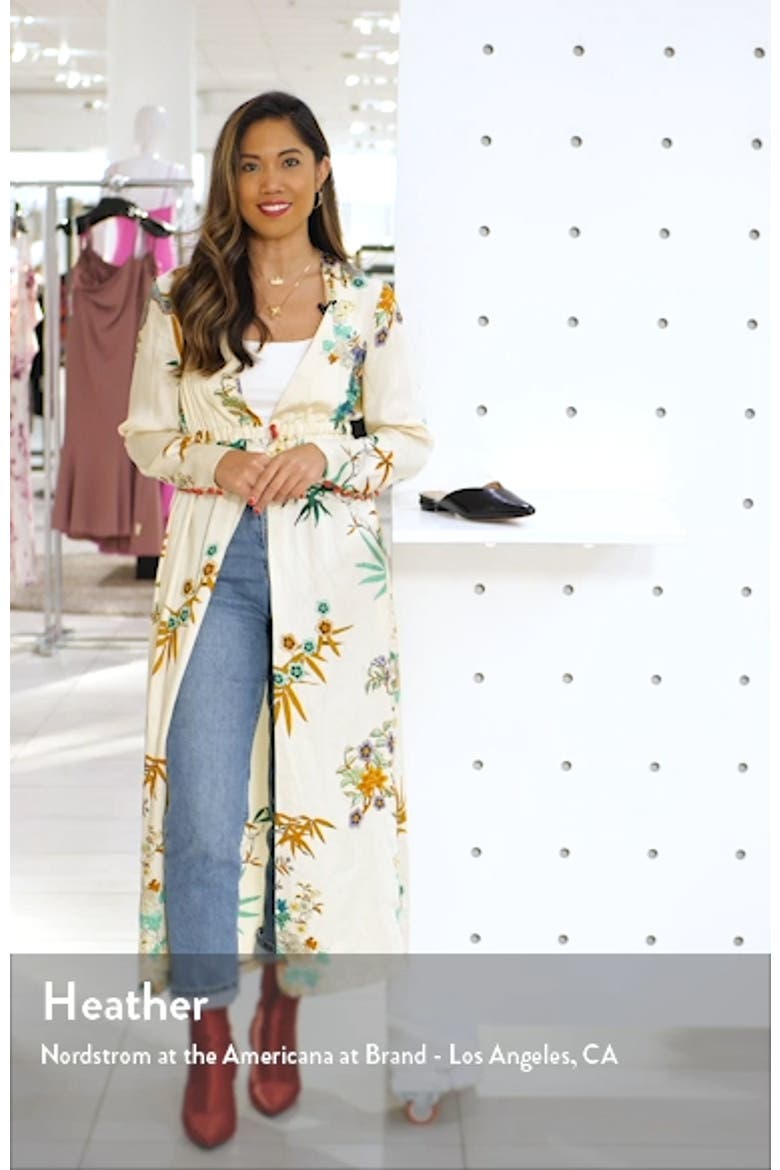 Abril Pointed Toe Mule video