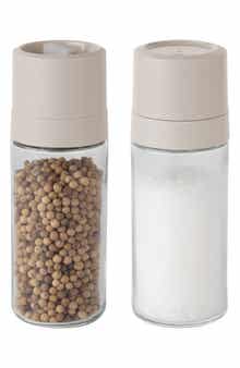 Leo Balance 2-Piece Glass Salt & Pepper Set