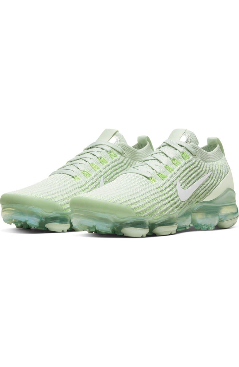 Nike Air VaporMax Flyknit 3 Sneaker, Alternate, color,