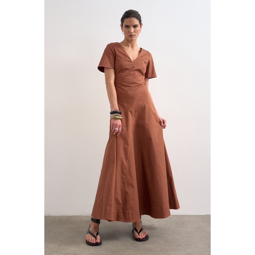 Topshop Seamed V-Neck A-Line Midi Dress in Rust at Nordstrom, Size 12