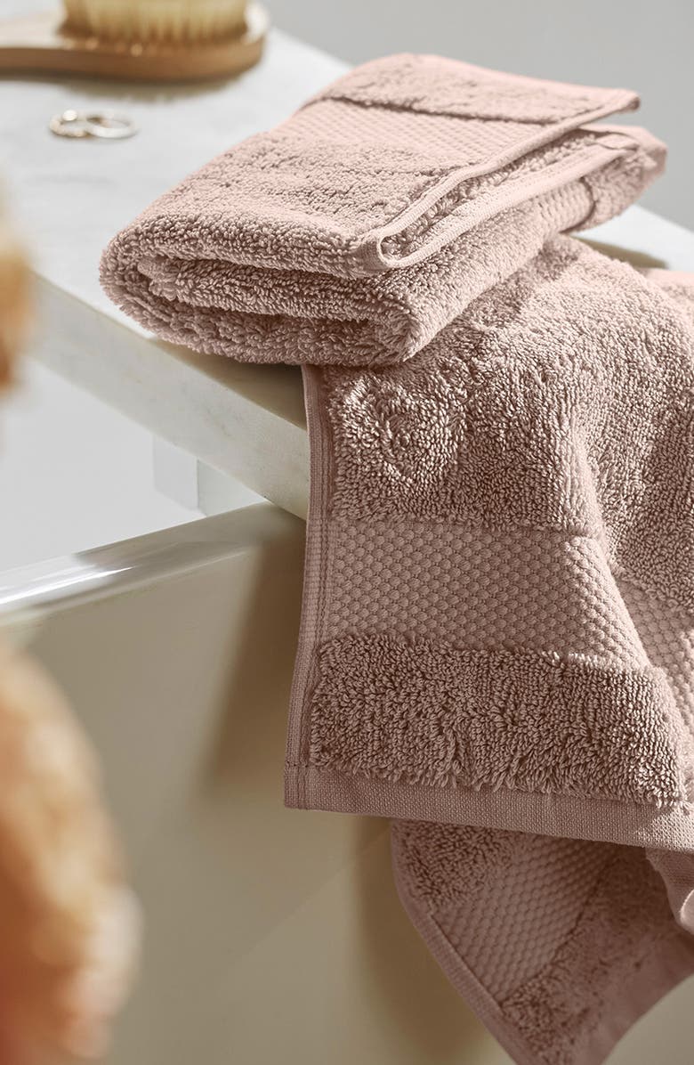 Boll 
Branch Plush Bath Towel Set, Alternate, color, Dusty Rose