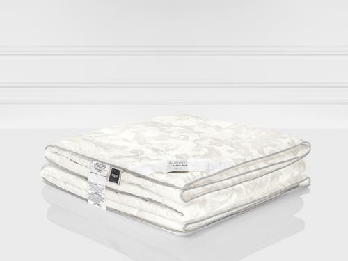 Togas Infinity Mulberry Silk Comforter In White
