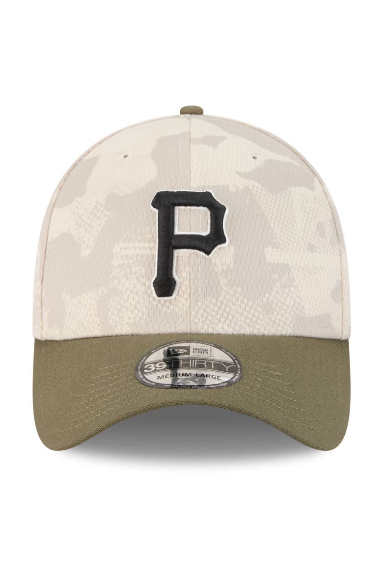 Men's New Era Light Beige/Olive Pittsburgh Pirates 2025 Armed Forces Day 39THIRTY Flex Hat, Alternate, color, Light Beige