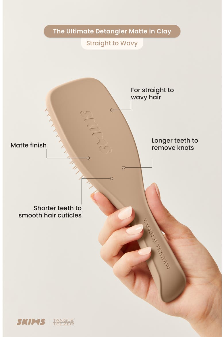 x SKIMS The Ultimate Detangler Hairbrush (Nordstrom Exclusive), Alternate, color, STRAIGHT TO WAVY CLAY
