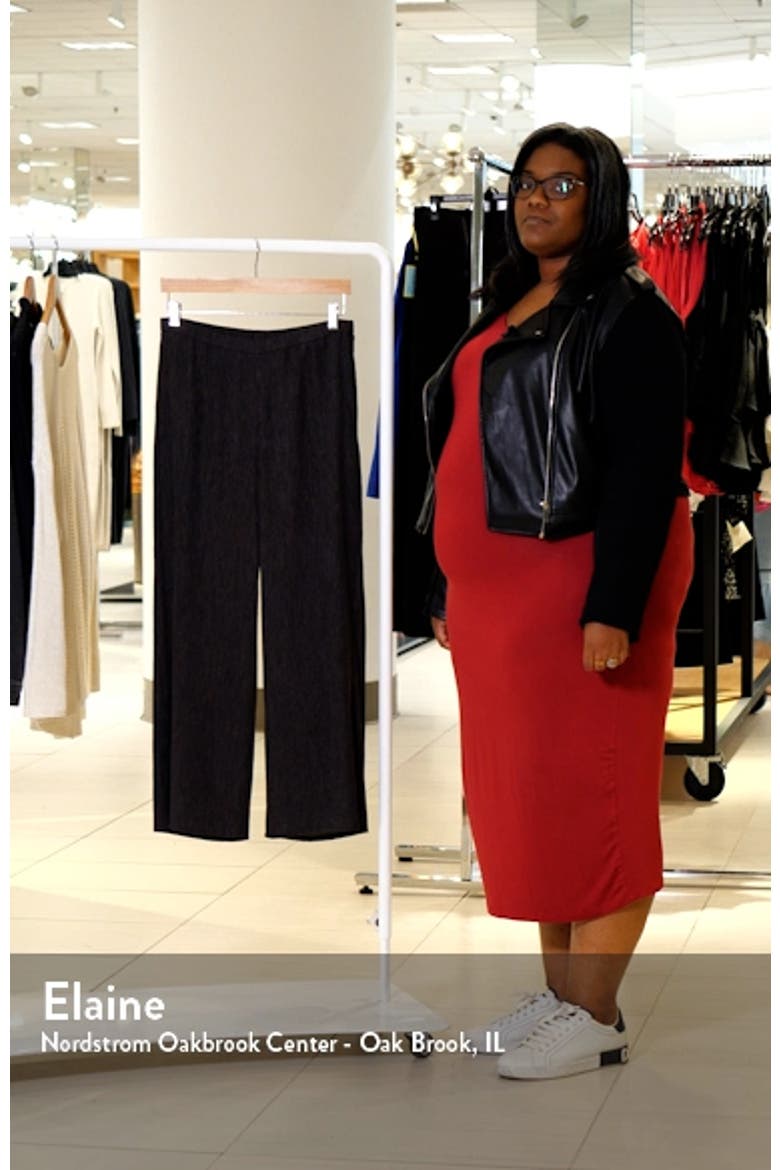 Slit Hem Plissé Ankle Pants video