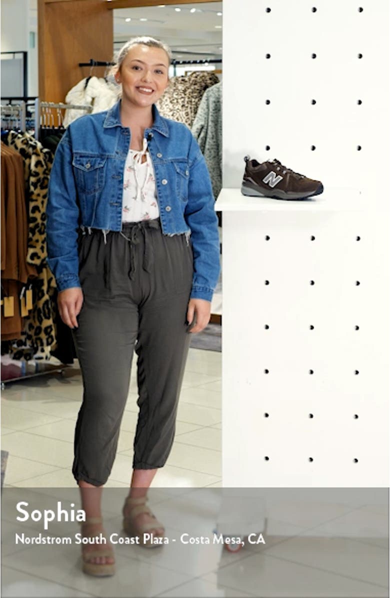 608 v5 Sneaker, sales video thumbnail