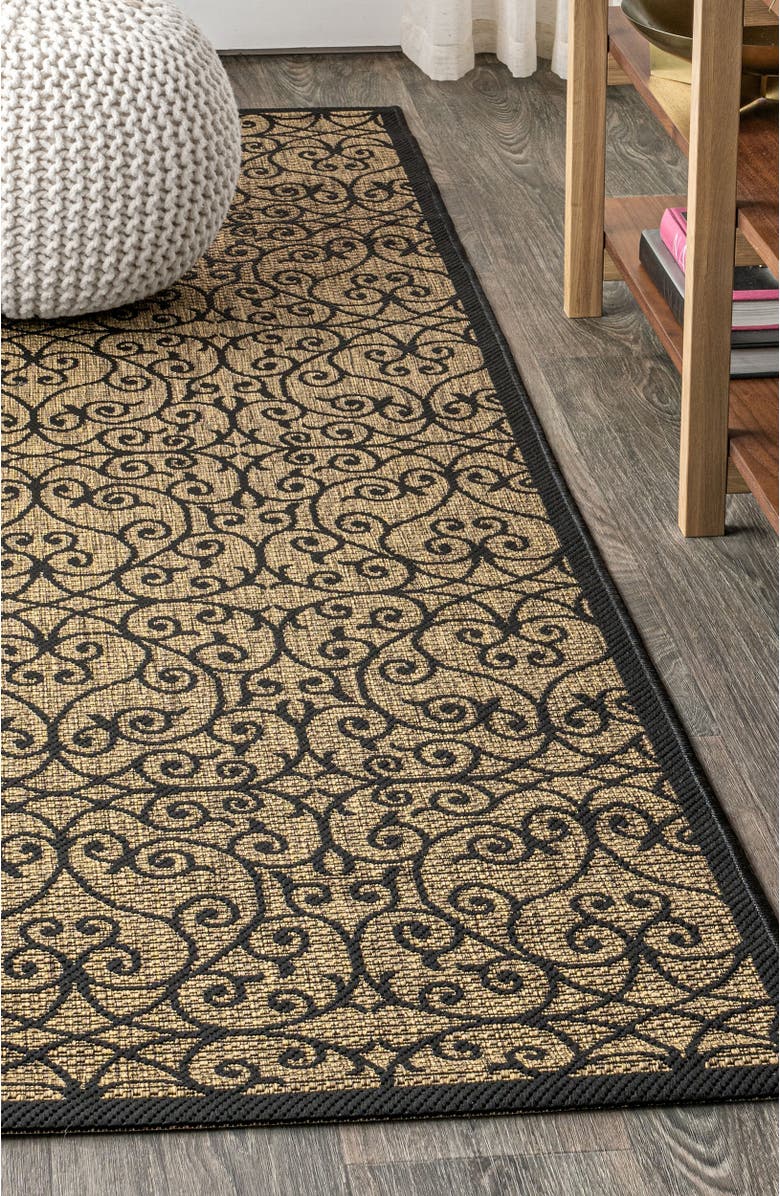 JONATHAN Y Madrid Vintage Filigree Textured Weave Indoor/Outdoor Area Rug, Alternate, color, Black/Khaki- Round