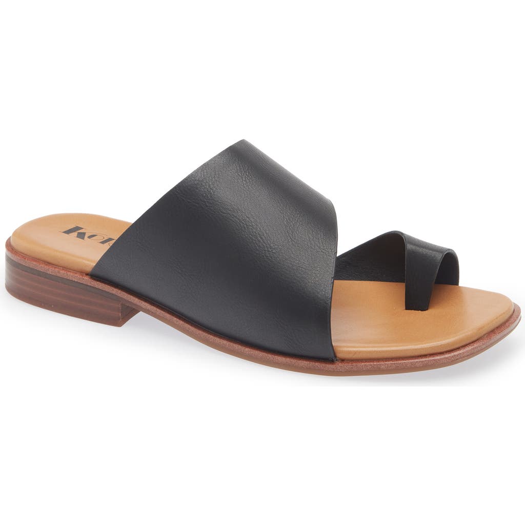 Korks Sareen Toe Loop Sandal In Black