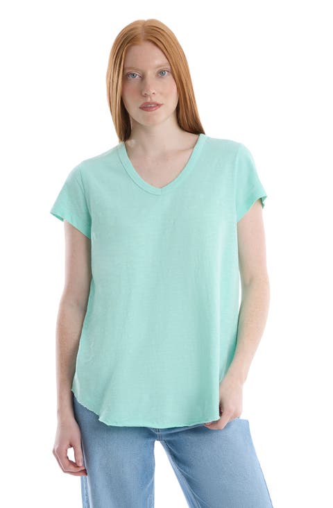Short Sleeve Shrunken V-Neck Shirttail Top