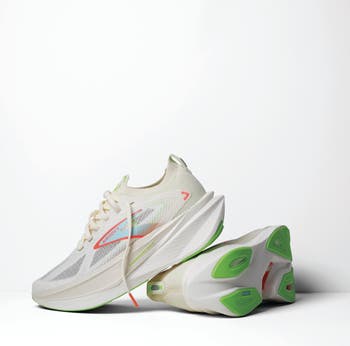Zoom Fly 6 Running Shoe