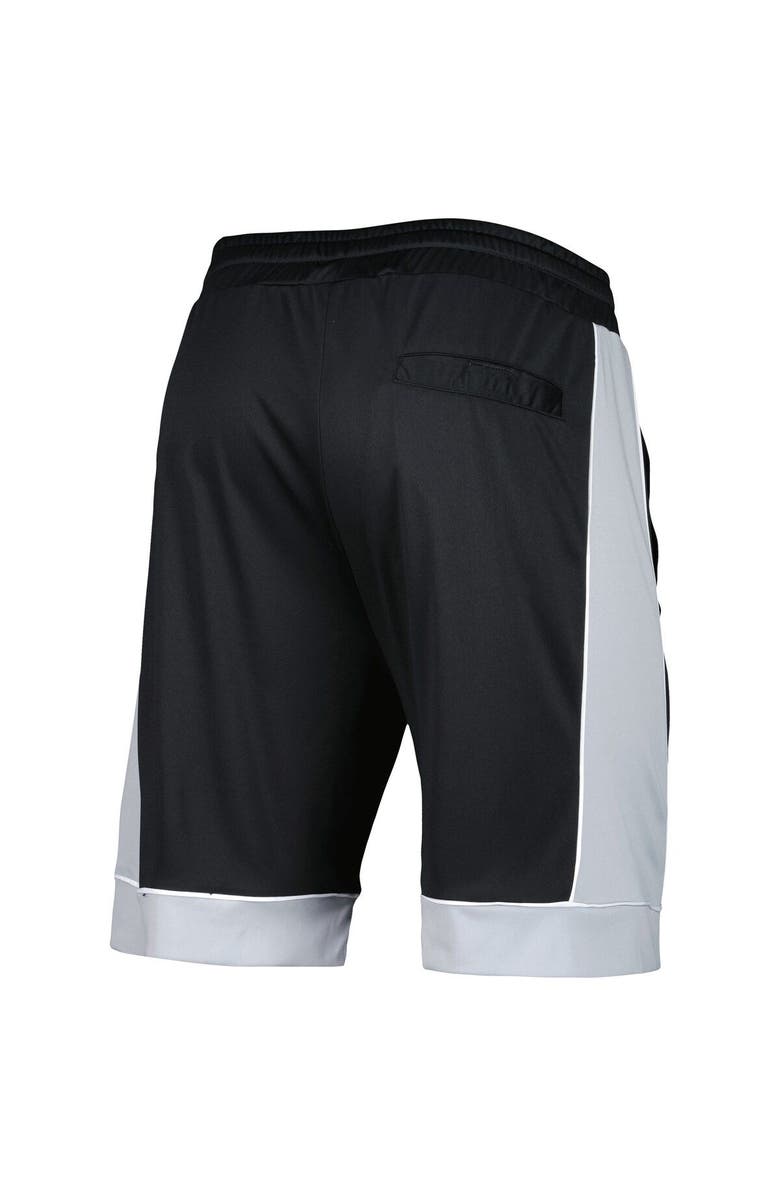 STARTER Men's G-III Sports by Carl Banks Black/Silver Las Vegas Raiders Fan Favorite Fashion Shorts, Alternate, color, Black