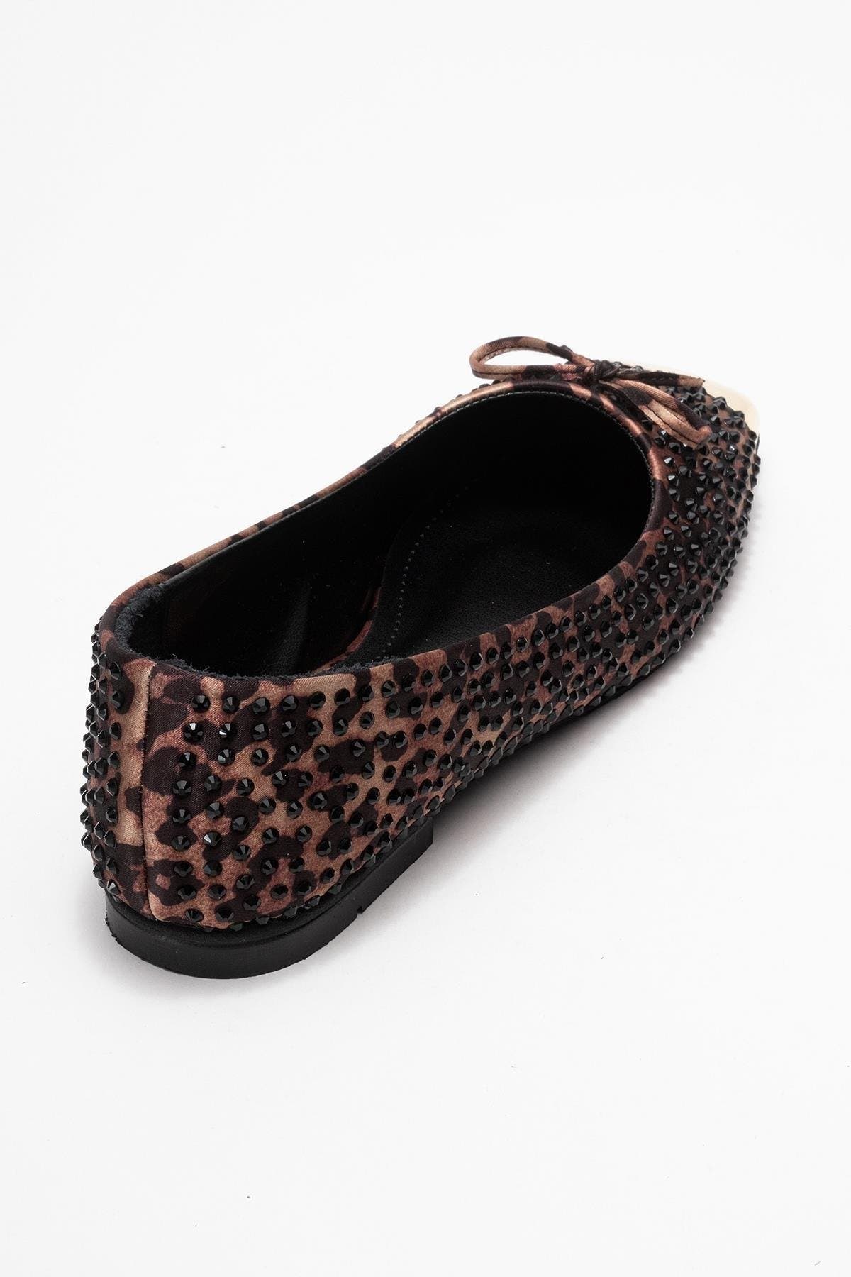 Prologue Shoes Abra Bow Ballet Flat, Alternate, color, Leopard