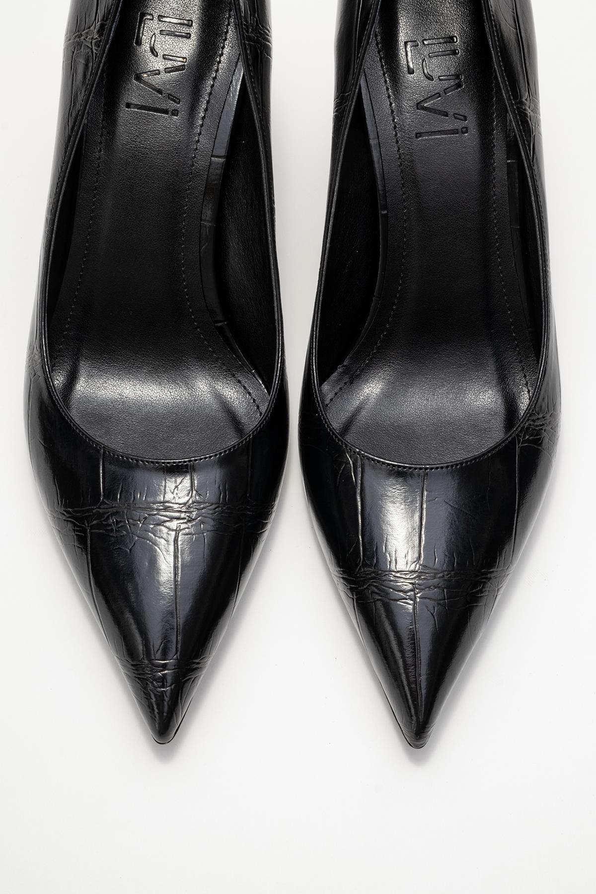 Prologue Shoes Puera Pointed Toe Wedge Pump, Alternate, color, Black Printed