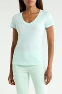 L'AGENCE Becca V-Neck T-Shirt