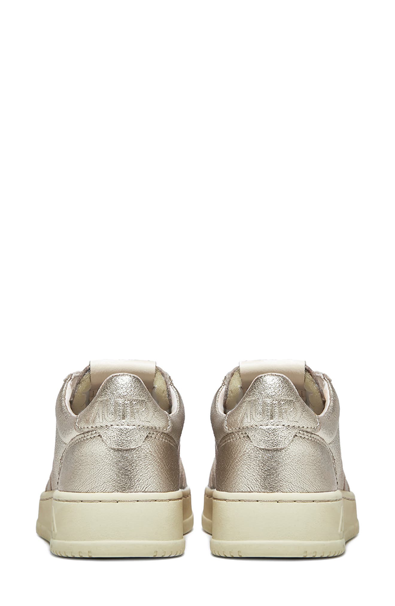 AUTRY Medalist Low Top Sneaker, Alternate, color, Goat/ Metal Platinum