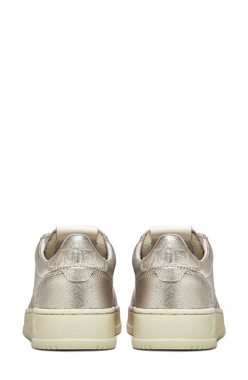Autry Medalist Low Top Sneaker In Silver