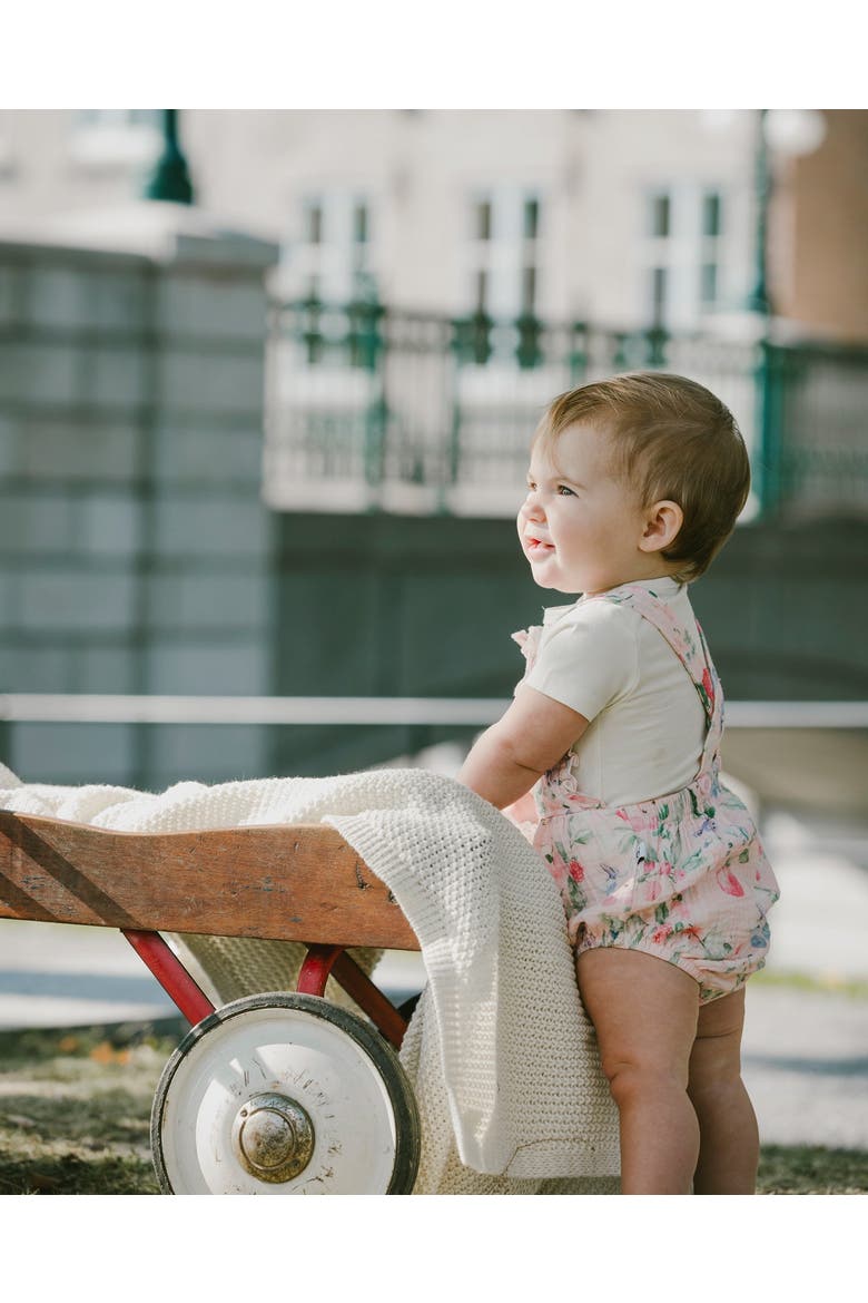 Organic Cotton Jersey Bodysuit and Printed Berries Muslin Overall Set, Alternate, color, White & Pink Printed Berries