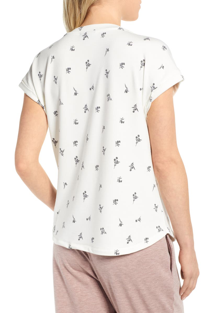 Bobeau Floral Curved Hem Top, Alternate, color, 