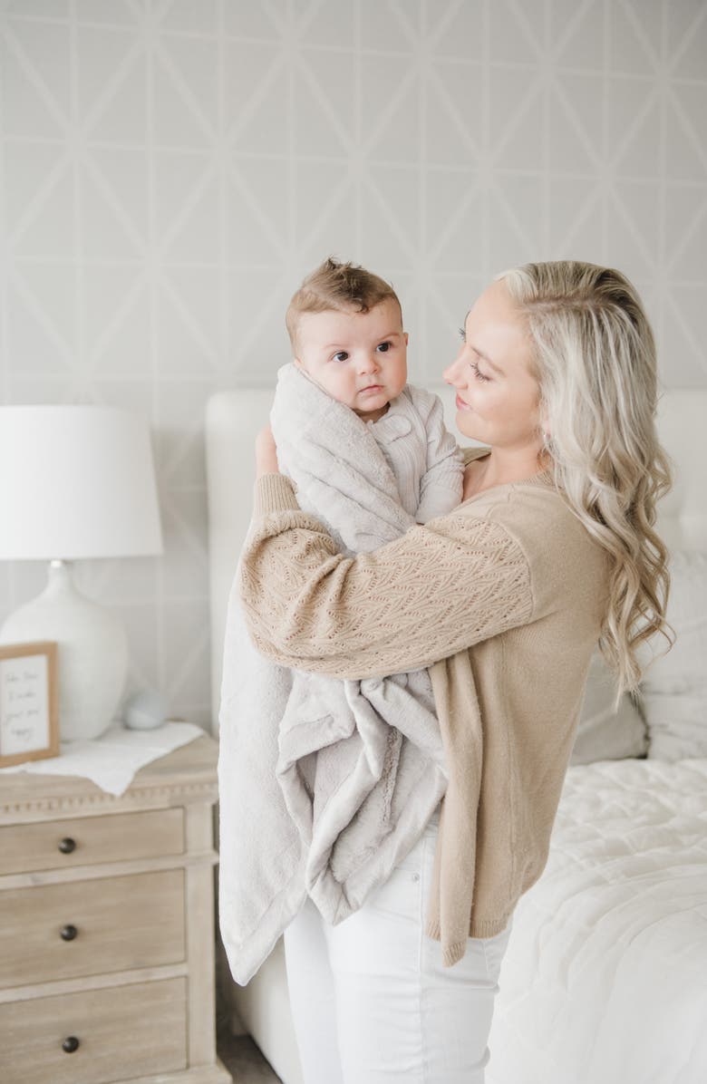 SARANONI Faux Fur Toddler Blanket, Alternate, color, Feather