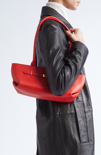 The New York Leather Shoulder Bag