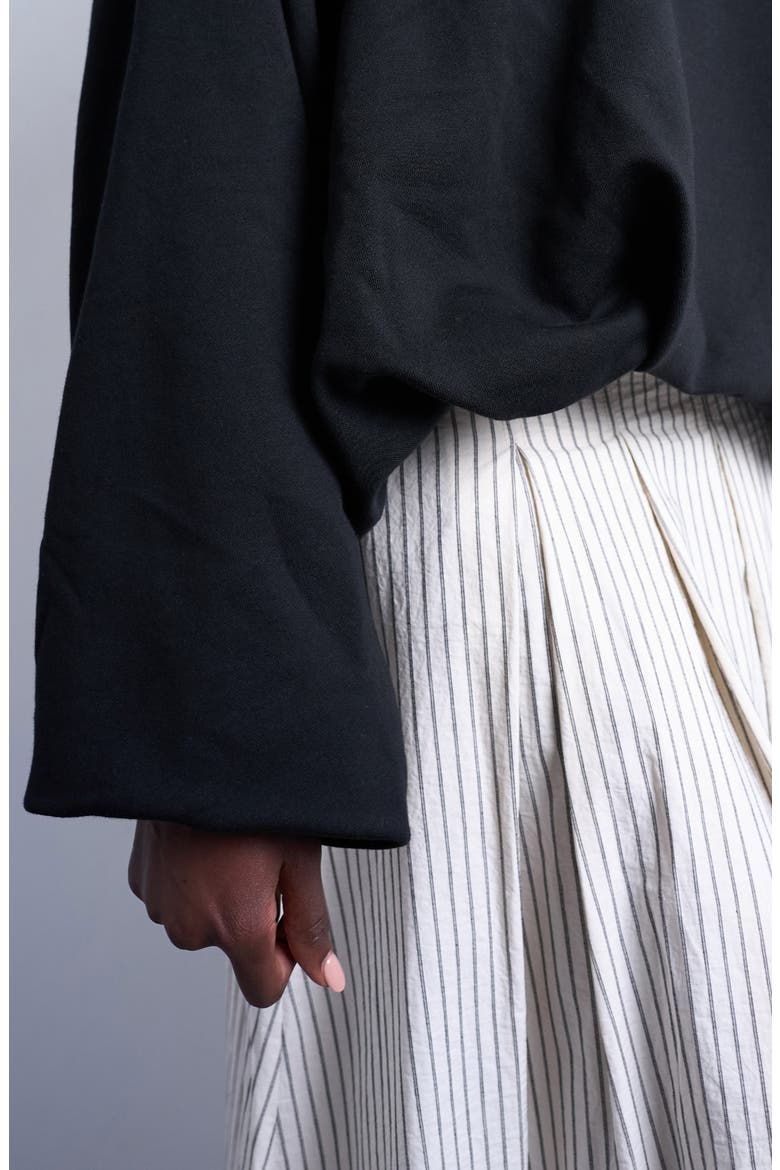 Balloon Hem Sweatshirt, Alternate, color, BLACK