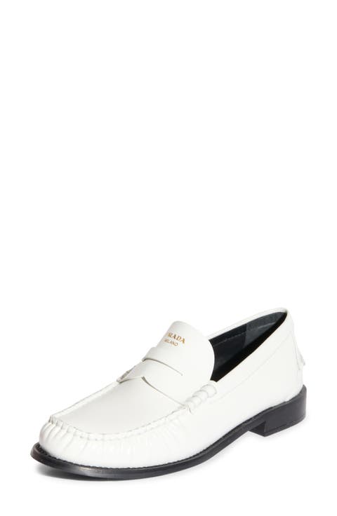 Ruched Toe Penny Loafer (Women)