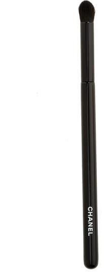 CHANEL LES PINCEAUX DE CHANEL Rounded Eyeshadow Brush N°204
